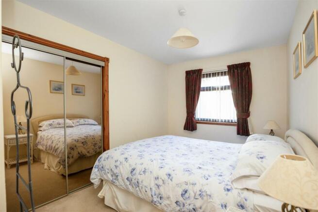 26 Greenacres Kingseat17.jpg