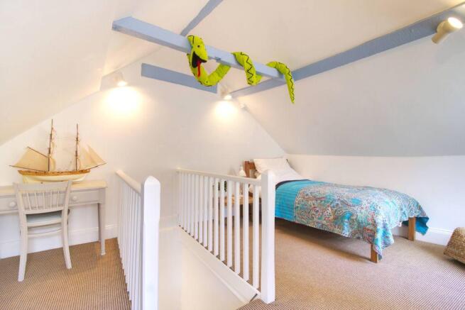 Bedroom 4 (Double)