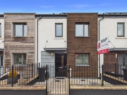 Heartlands, Pool - Well presented three bedroom terraced house, chain free sale!