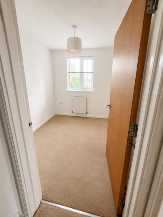 2 bed Apartment for sale Image 6