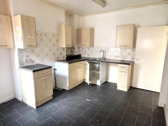 93 Trent Road, Nottingham NG2 4FB photo 5