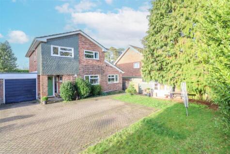 Silver Park Close, Church Crookham, Fleet