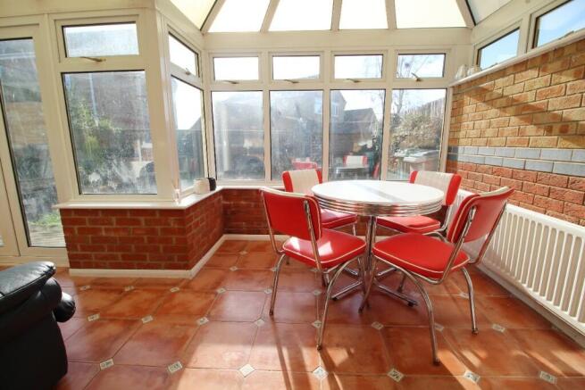Garden Room/Dining