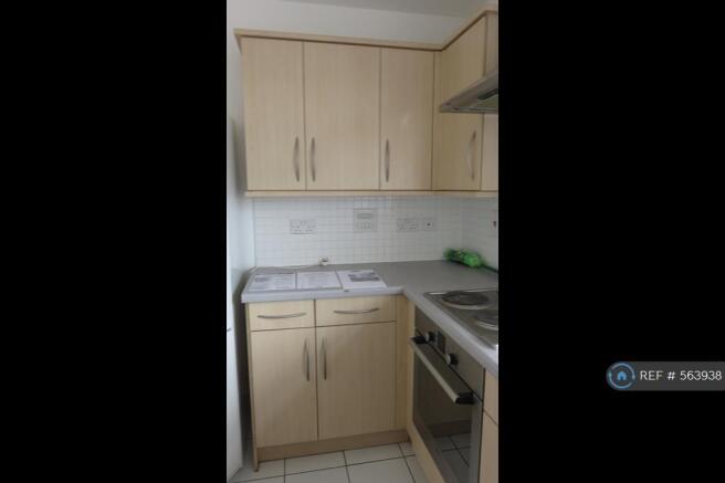 Kitchen Pic 1