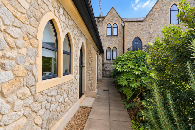Gothic Courtyard Garden Path.png