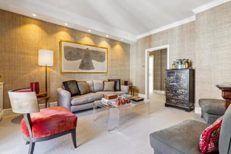 Lennox Gardens,
Knightsbridge, SW1X