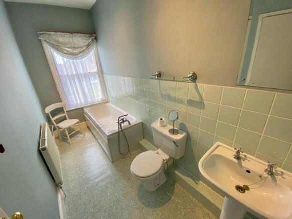 Photo 10