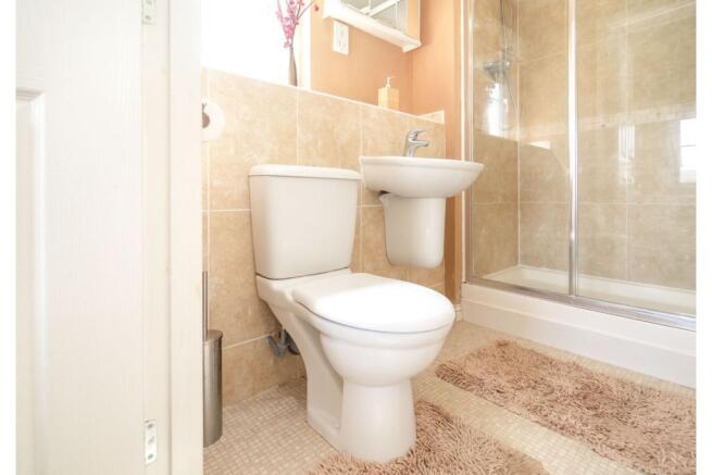 Master En-suite