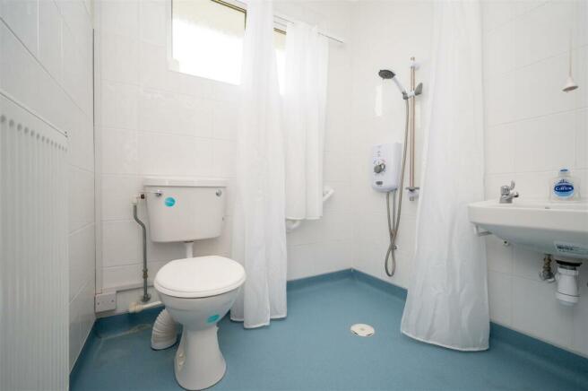 Wet Room.jpg