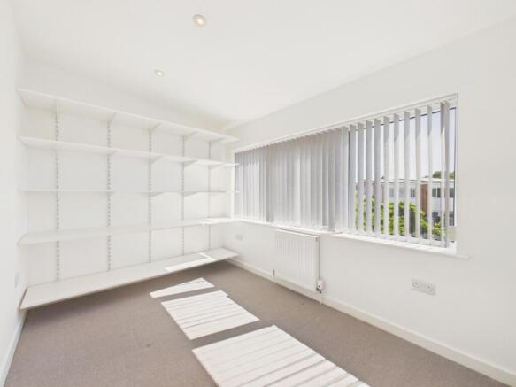 3 bed Semi-Detached for sale Image 9