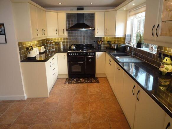 Kitchen/Family...