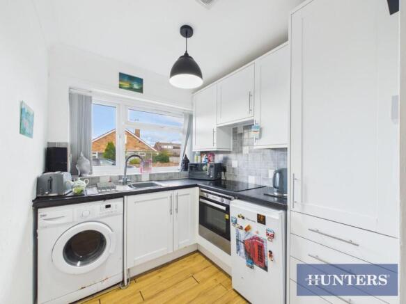 1 bed Semi-Detached Bungalow for sale Image 4