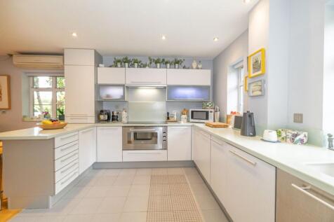 Church Road, Faversham, Kent, ME13