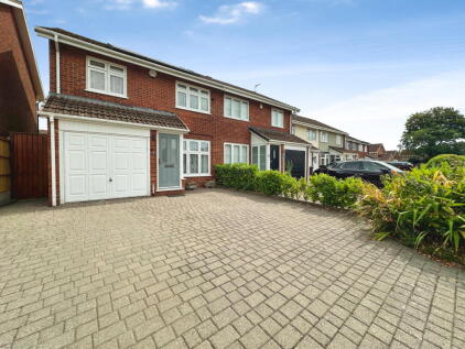Ainsworth Road, Wolverhampton, WV10 8TA