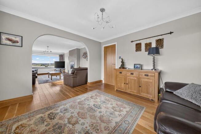 3 bed Detached for sale Image 5