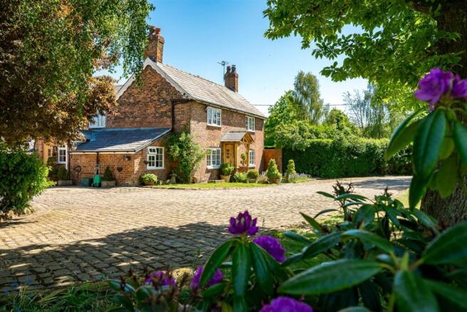 Nook House, Cliff Road, Acton Bridge, CW8 3QP photo 4