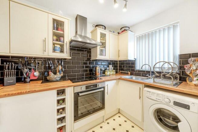 KITCHEN.jpg
