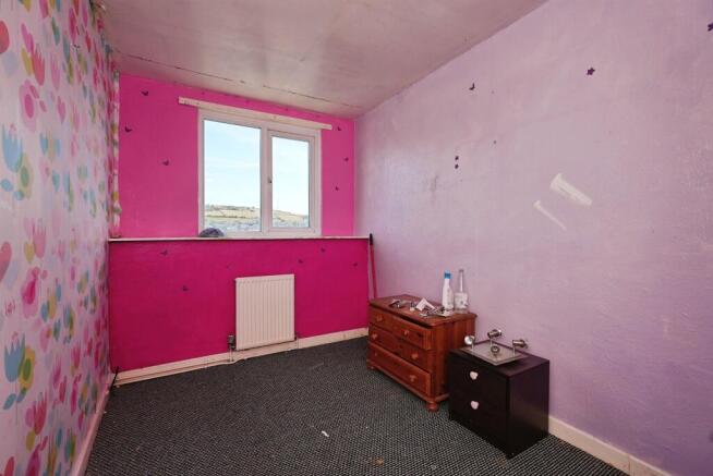 3 bed Terraced for sale Image 5