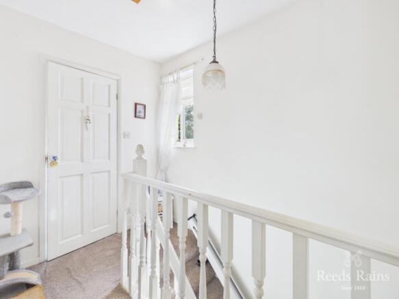 3 bed Semi-Detached for sale Image 12
