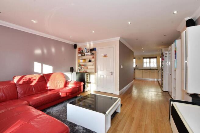 Grange Vale, Sutton - SM2 6AH