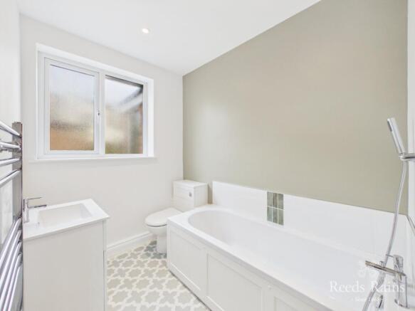 3 bed Bungalow for sale Image 6