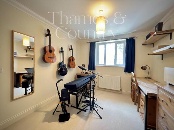 Second double bedroom
