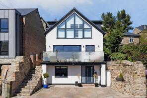 26, Carsick View Road, Sheffield S10 3LZ