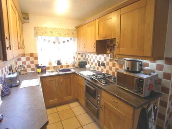 FITTED KITCHEN/BREAKFAST ROOM
