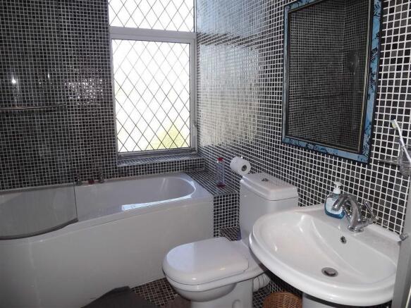 HOUSE BATHROOM