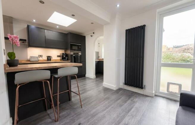 Kitchen/Breakfast Room