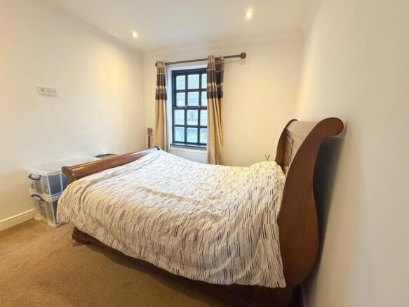 1 bed Terraced for sale Image 9