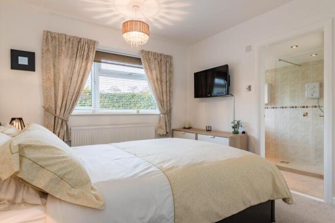 Bedroom 1 (Double with Ensuite)