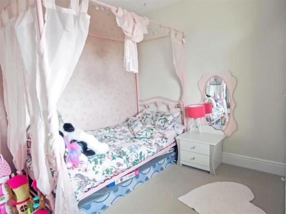 Bedroom 3.JPG