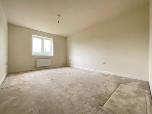 4 bed Detached to rent Image 12