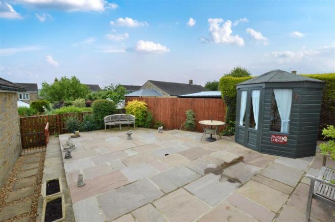 2 bed Detached Bungalow for sale Image 7