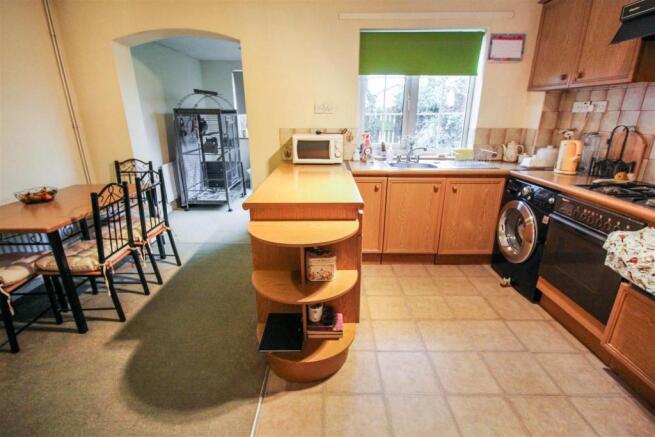 DraytonKitchen.JPG