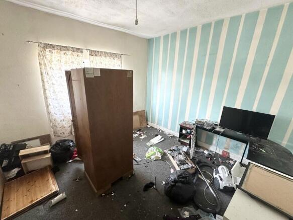 2 bed Terraced for sale Image 7