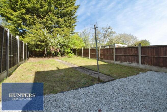 REAR GARDEN 01.jpg