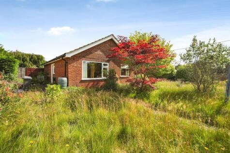 Hawthorn Close, Knodishall, SAXMUNDHAM