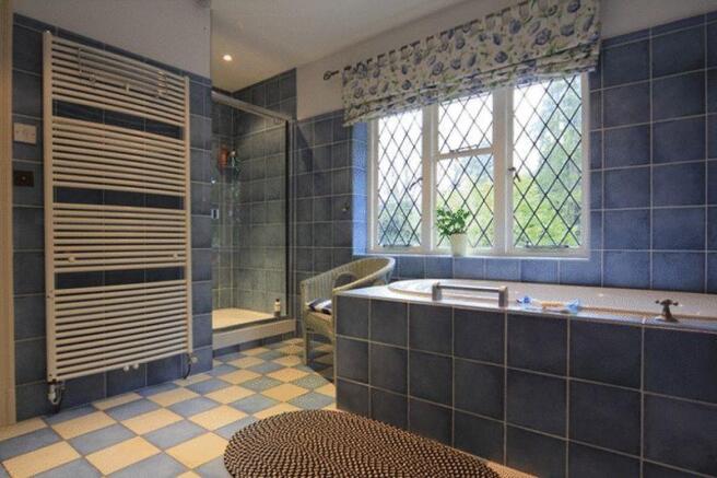 En-suite to Ma...