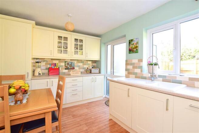 Kitchen /Breakfast Room