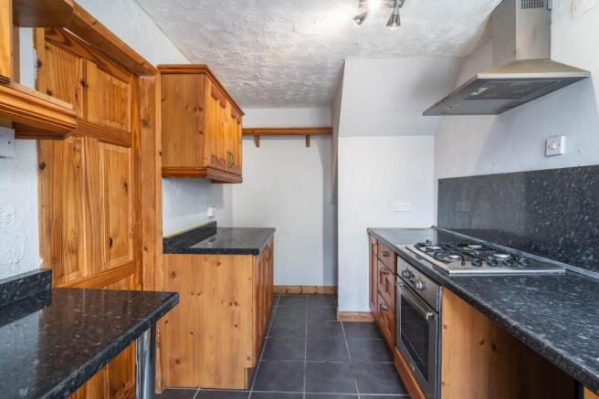 3 bed Terraced for sale Image 10