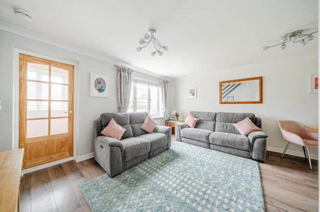 1335659-17-689c75...