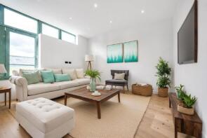 Flat 4, King Street Cloisters, Clifton Walk, London W6 0GY