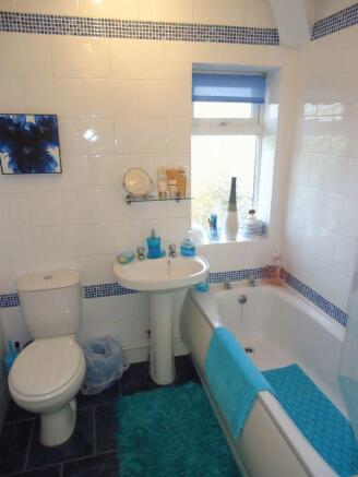 Photo 10