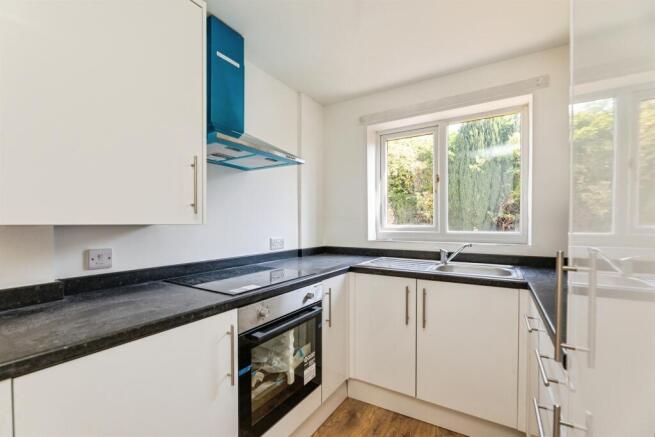 3 bed Detached for sale Image 9