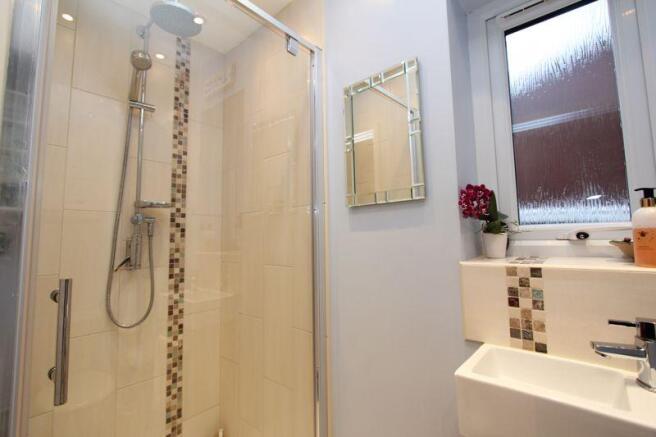 GF Shower Room