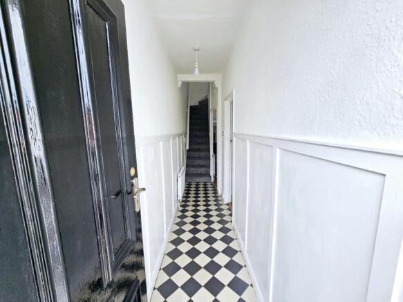 3 bed Terraced for sale Image 12