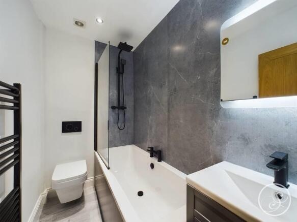 2 bed Flat to rent Image 4