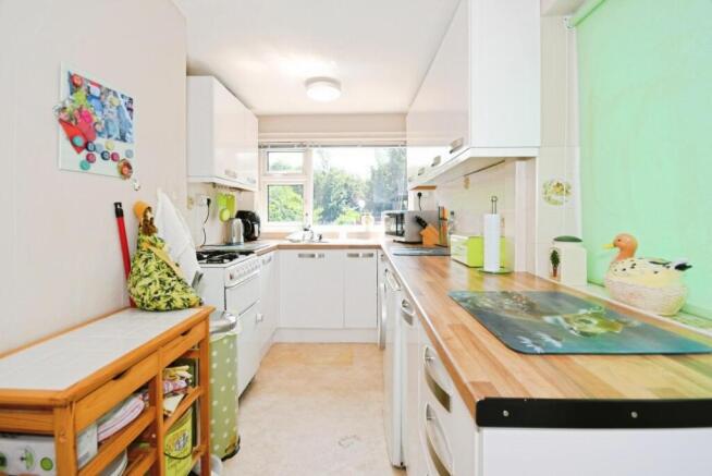 KITCHEN.jpg